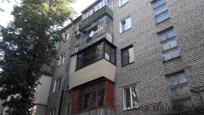 Балкон с выносом по подоконнику —  Балкон с выносом по подоконнику —
